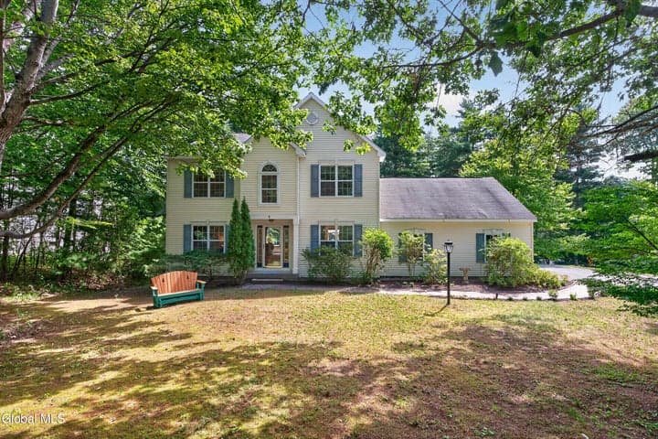 1 Loren Drive, Queensbury, NY