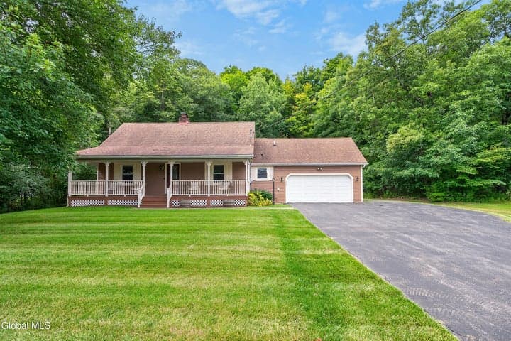 935 Altamont-Voorheesville Road, Altamont, NY