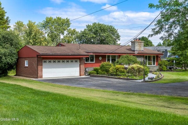 928 Altamont Voorheesville Road, Altamont, NY, photo 2