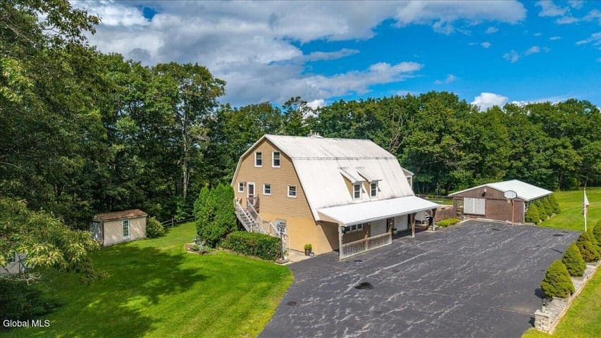 28 Overlook Lane, Berne, NY