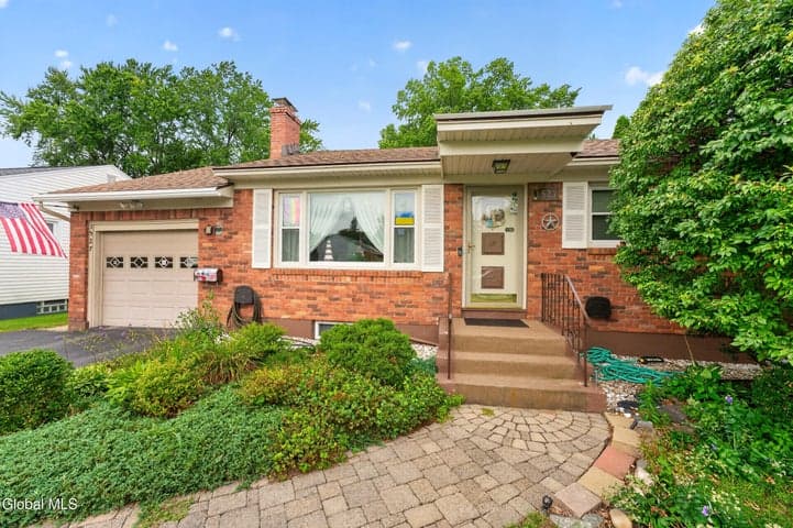 1527 Ardsley Place, Schenectady, NY, photo 4