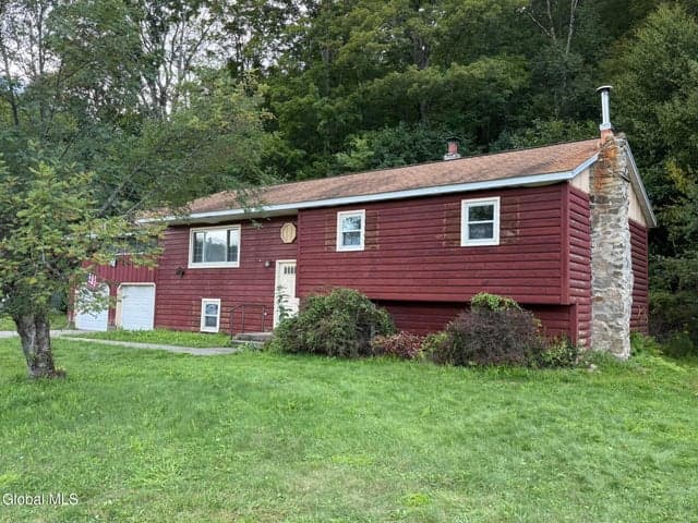 739 Old Stage Road, Lake Luzerne, NY, photo 2