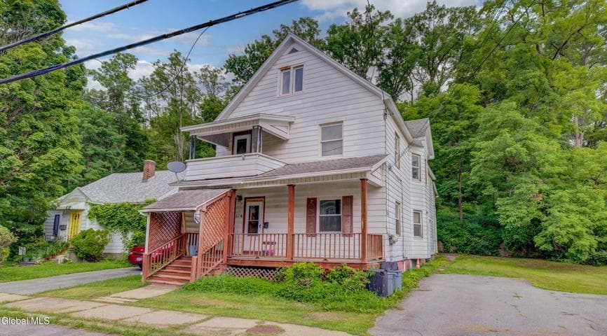 176 Florida Avenue, Amsterdam, NY