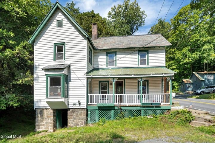 780 Diamond Point Road, Lake George, NY