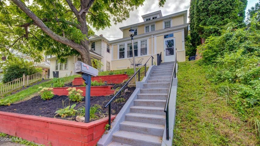 892 Warren Street, Albany, NY, photo 3