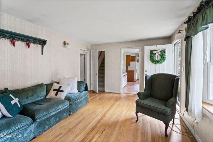 204 Kenwood Avenue, Delmar, NY, photo 4