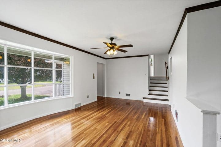 2199 Webster Drive, Niskayuna, NY, photo 4
