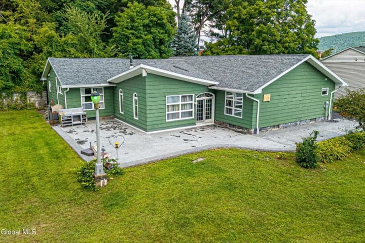 225 Ottawa Street, Lake George, NY, photo 2
