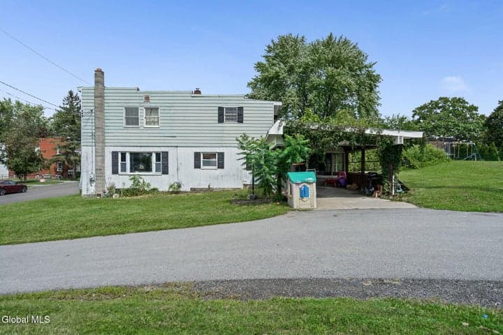 47 West Street, Stillwater, NY, photo 3