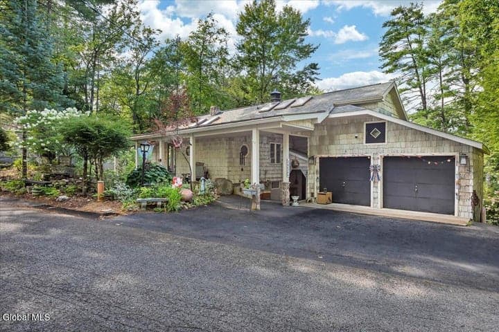 93 Sagamore Drive, Lake Luzerne, NY