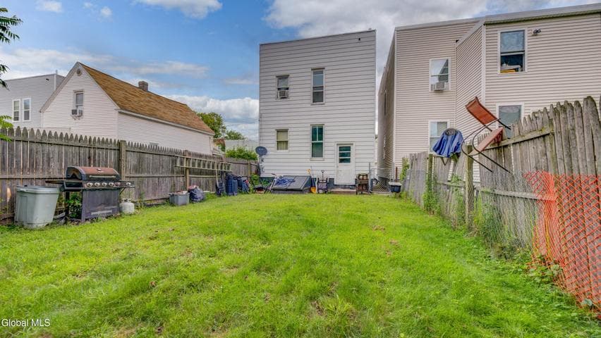 450 Bradford Street, Albany, NY, photo 4
