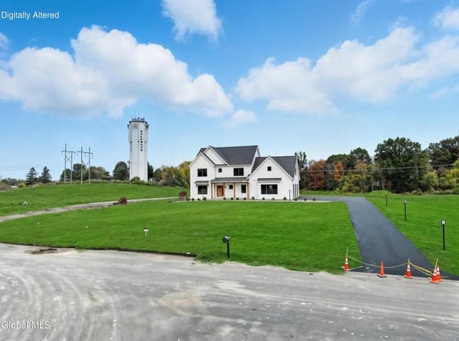 3 Welding Way, Colonie, NY, photo 3