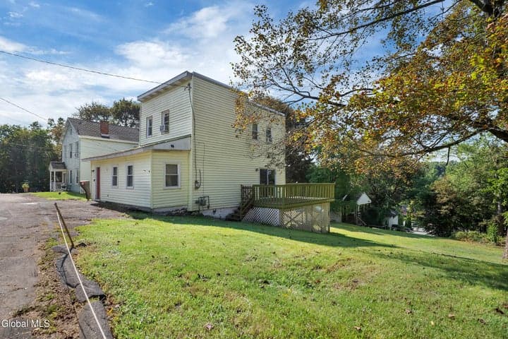 16 Billings Avenue, Troy, NY, photo 3