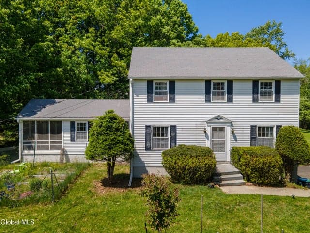 21 Nassau Street, Brunswick, NY, photo 1