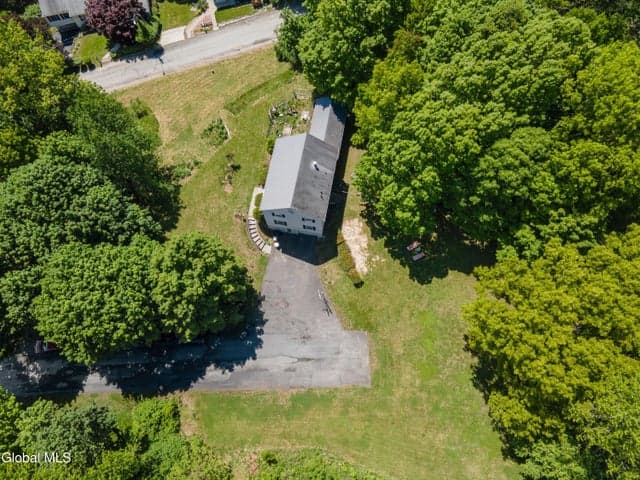 21 Nassau Street, Brunswick, NY, photo 3