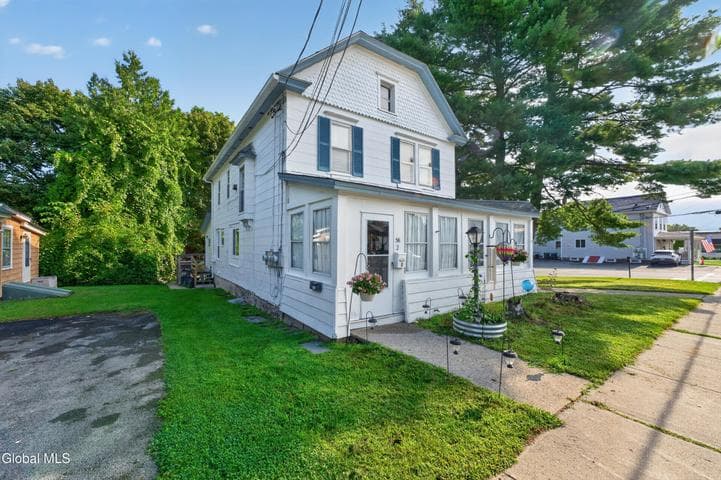 56 Amherst Street, Lake George, NY, photo 4