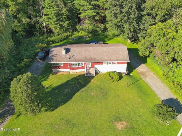 1 Woodin Road, Halfmoon, NY, photo 5