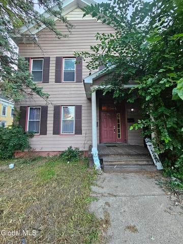 164 Saratoga Avenue, Waterford, NY