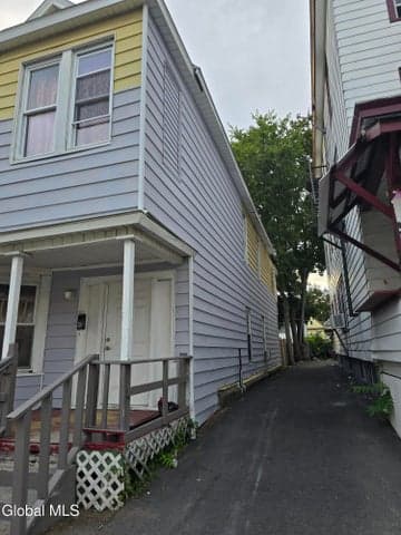 4 Hawk Street, Schenectady, NY, photo 3