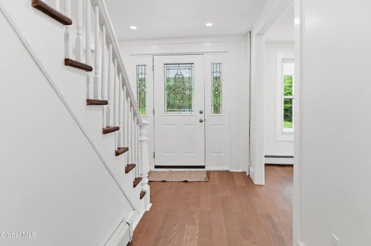 295 W Sand Lake Road, North Greenbush, NY, photo 5