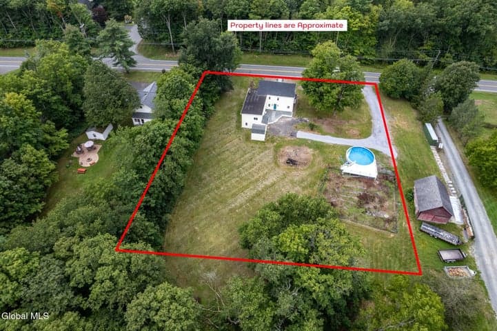 295 W Sand Lake Road, North Greenbush, NY, photo 4