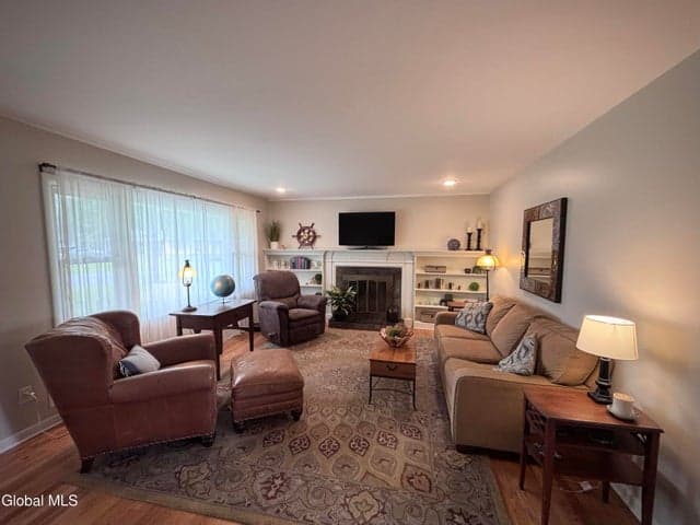 6 Nicholas Avenue, Glenville, NY, photo 4
