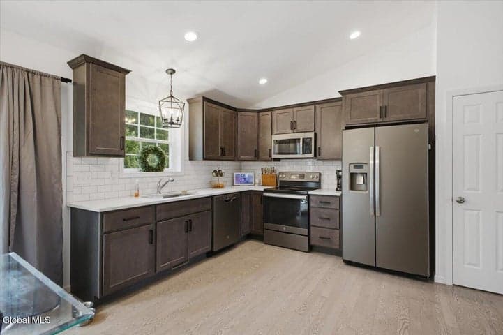 1 Bianca Drive, Corinth, NY, photo 4