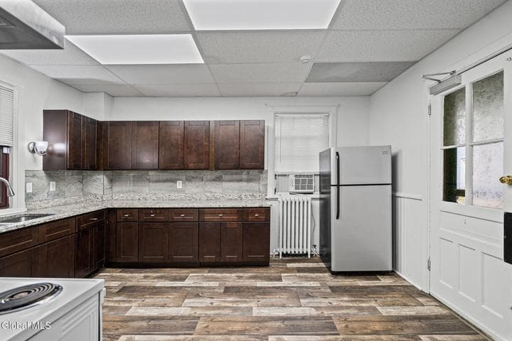 531 Western Avenue, Albany, NY, photo 3