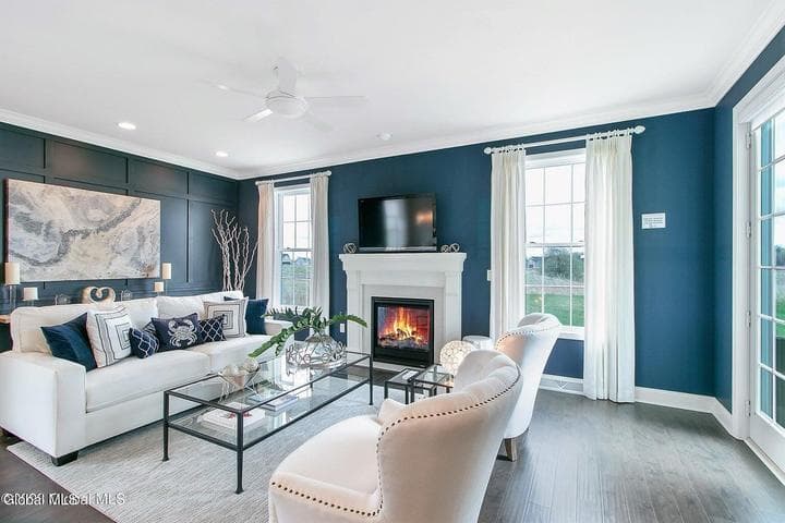 8 Katharine Court, Ballston, NY, photo 3