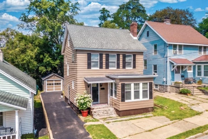 119 Western Parkway, Schenectady, NY