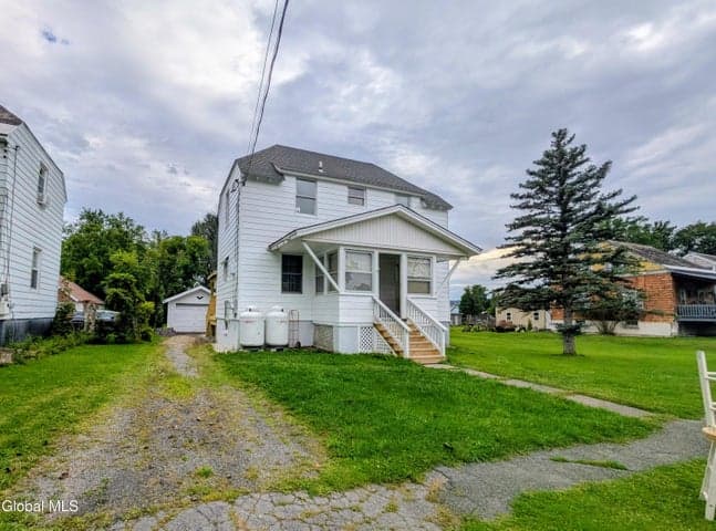 32-34 Champlain Avenue, Whitehall, NY, photo 1