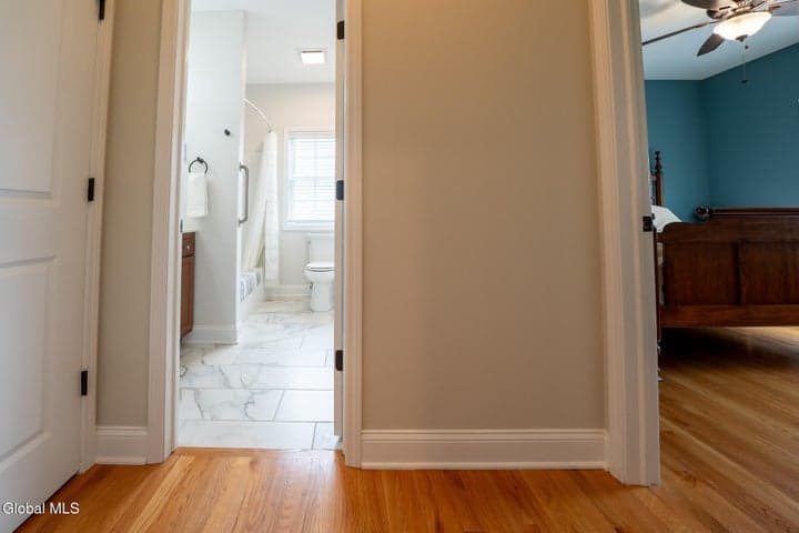 2 Julia Circle, Halfmoon, NY, photo 4