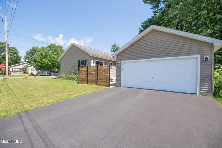 41 E Beacon Street, Glens Falls, NY, photo 5