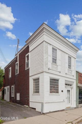 105 Union Street, Cobleskill, NY, photo 1