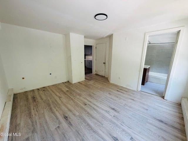 97 Grove Street, Amsterdam, NY, photo 2