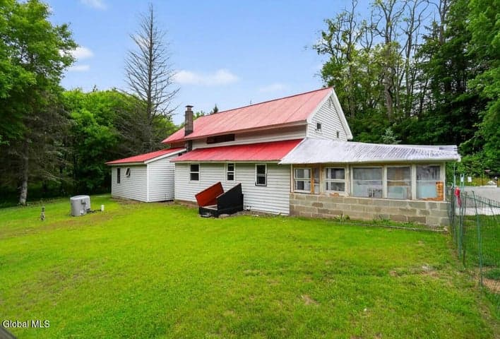 458 Central Avenue, Niskayuna, NY, photo 3