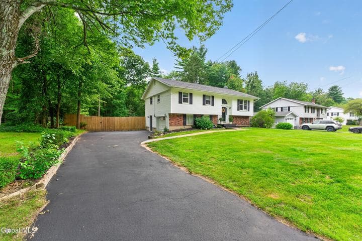 35 Acorn Avenue, Clifton Park, NY, photo 5