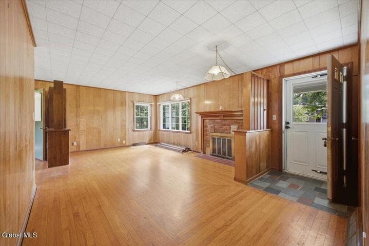 228 Jones Road, Wilton, NY, photo 5