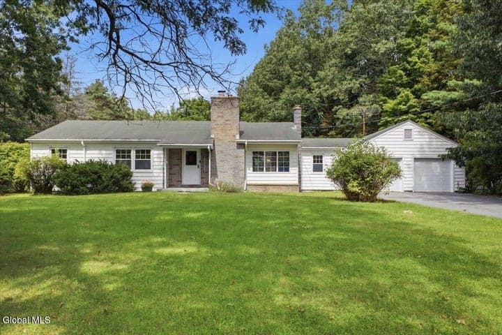 228 Jones Road, Wilton, NY, photo 1