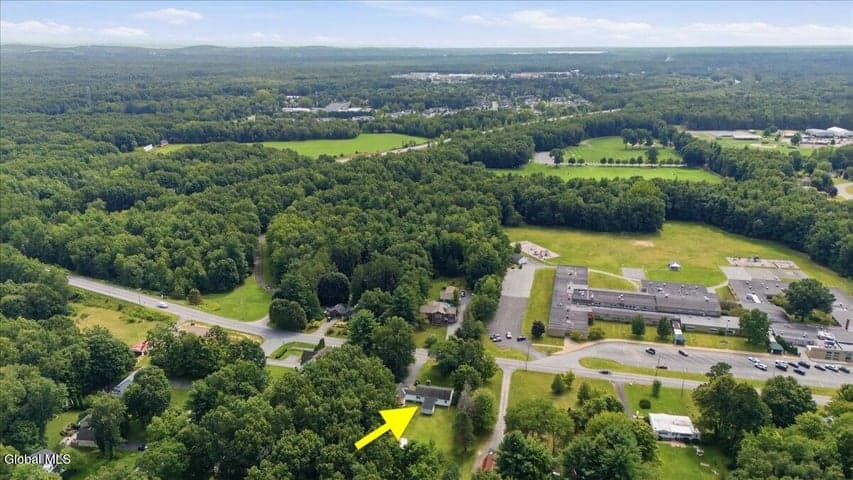 228 Jones Road, Wilton, NY, photo 3