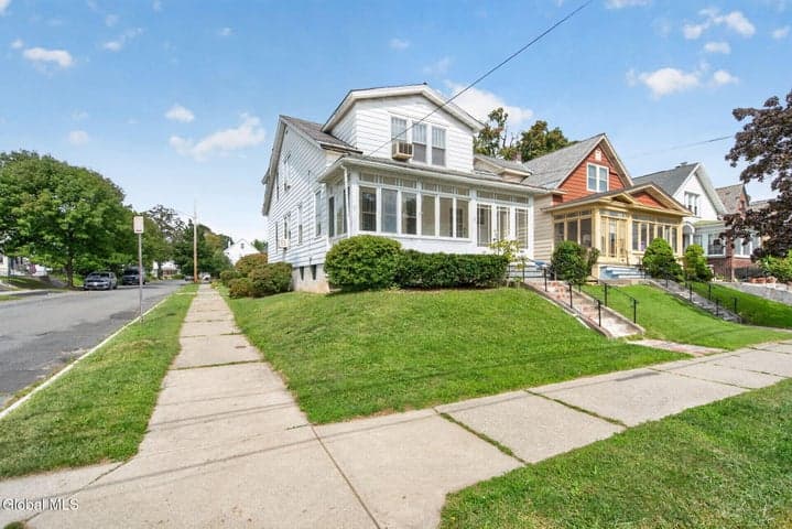 39 W Erie Street, Albany, NY, photo 2