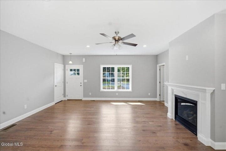 18 Wolfe Road, Queensbury, NY, photo 5