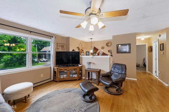 844 Glebe Street, Johnstown, NY, photo 5
