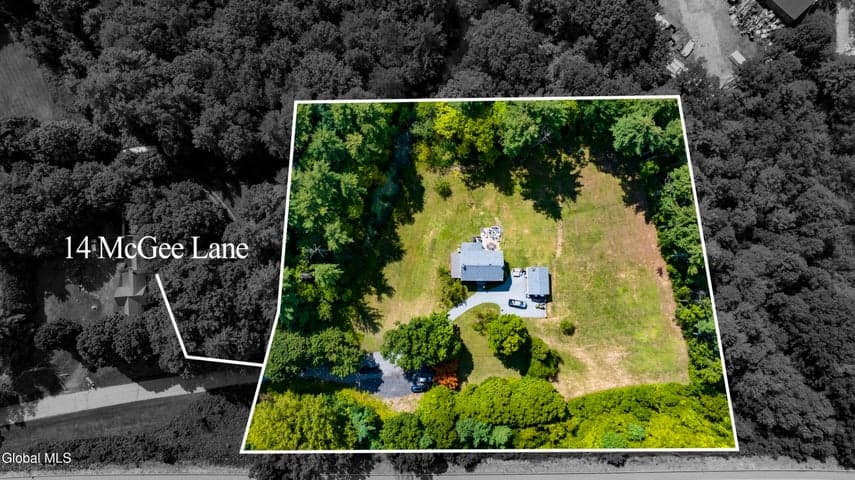 14 McGee Lane, Saratoga Springs, NY, photo 2