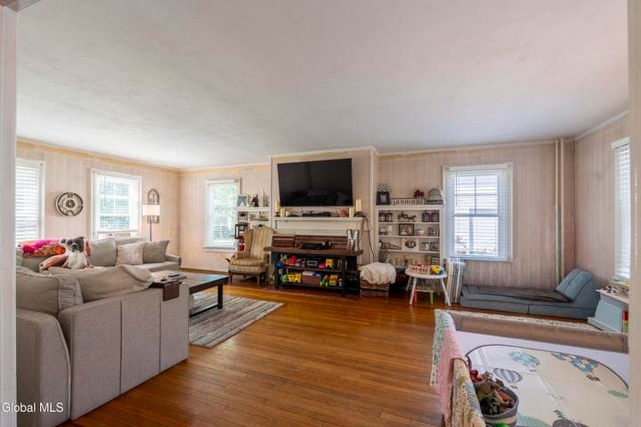 14 McGee Lane, Saratoga Springs, NY, photo 4
