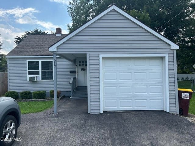 517 Elliott Street, Glenville, NY