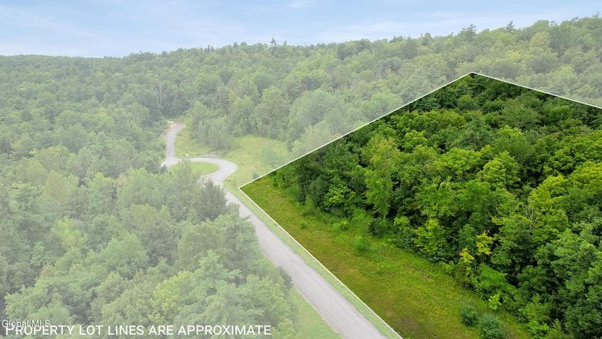L1 Hilltop Drive, Wilton, NY, photo 5
