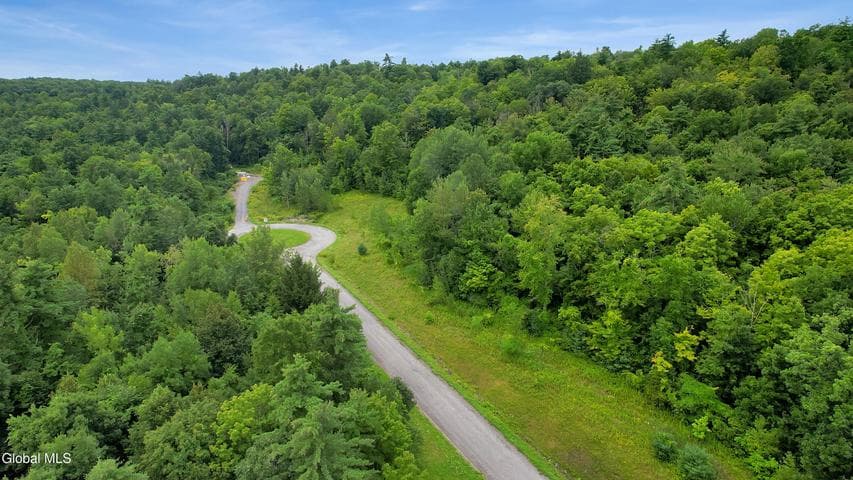 L1 Hilltop Drive, Wilton, NY, photo 2