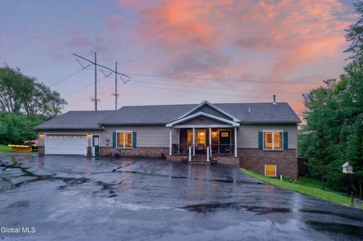 6373 Hawes Road, Guilderland, NY, photo 1