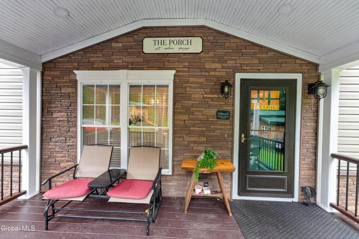 6373 Hawes Road, Guilderland, NY, photo 3